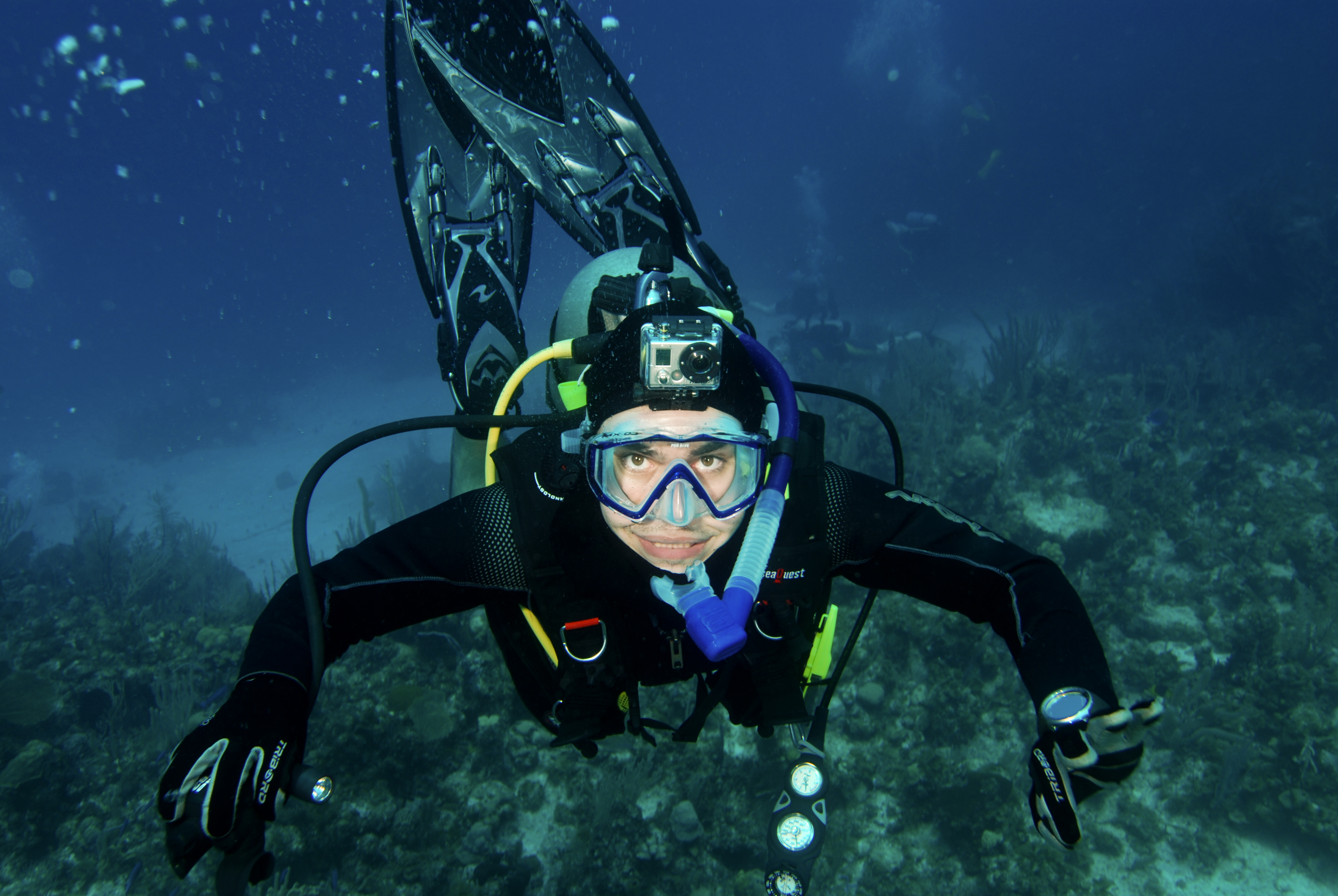 Some Musings on Scuba Diver Portrait Photography